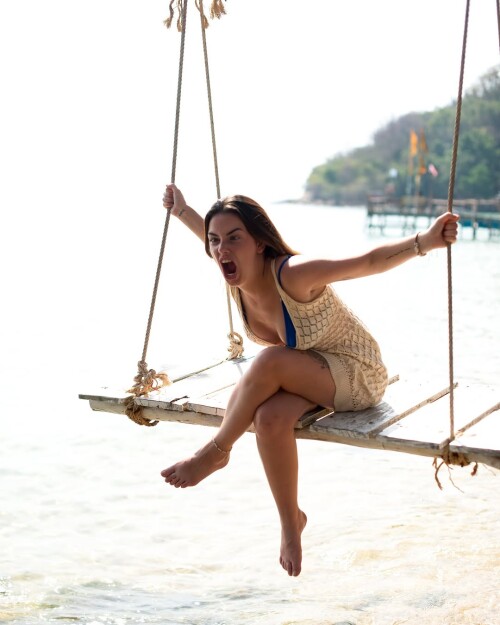 10000422152ee0f0f0063c7bae