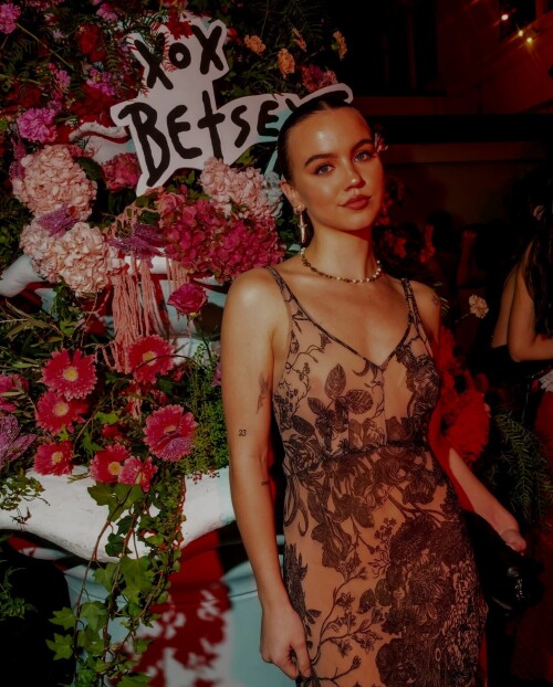 1000042288b0d6d33c8cbd6921