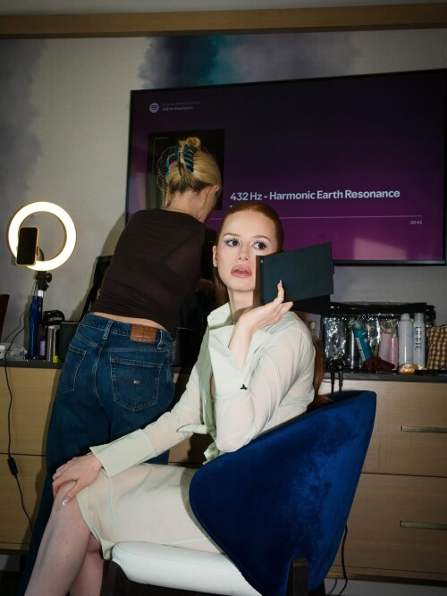 1000042605b8d03e9957111d16