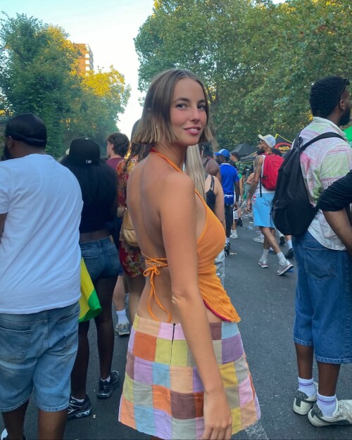 1000042629cf195bcef4037d6f