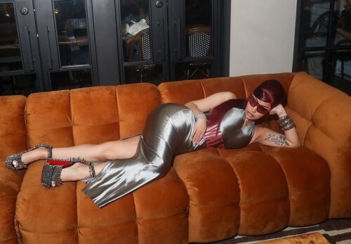 1000042811bca9d7ee59f57c09