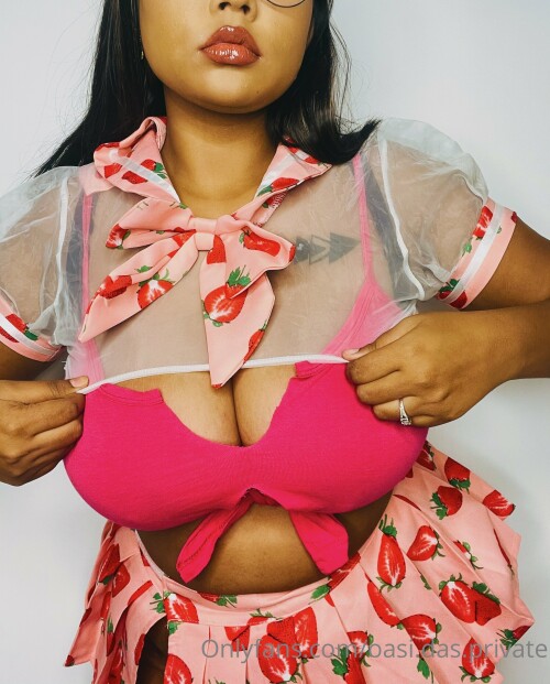 1000043099333887d361772ad8