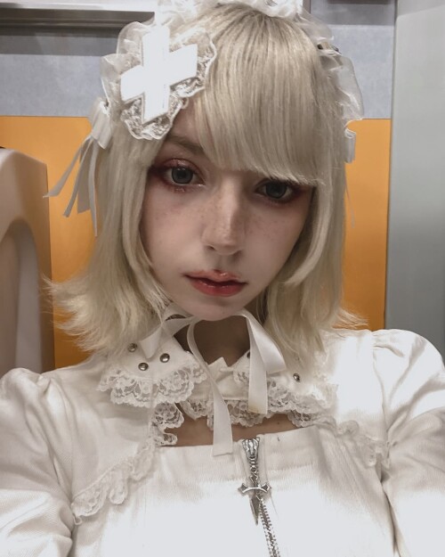 1000043459a4cbe7045e81cf9a