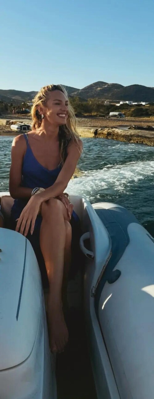 1000043618c68121684b7d8208