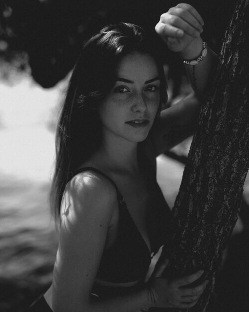 1000043705fdd91917af60b1f5