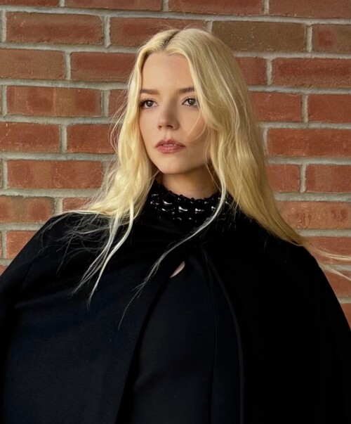 10000438033c0fb08a7172036f