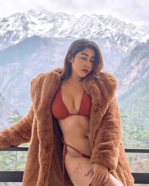 10000438441c49916314c2d40c