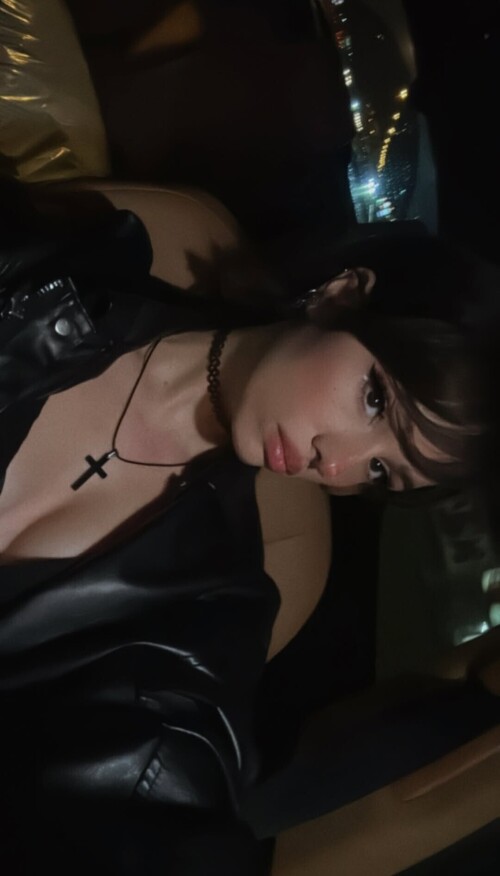 10000443736231daec963eadf9