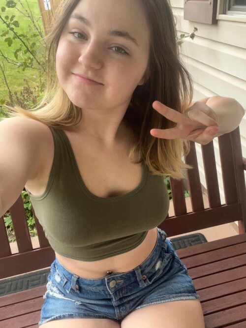 10000445940753213489686533