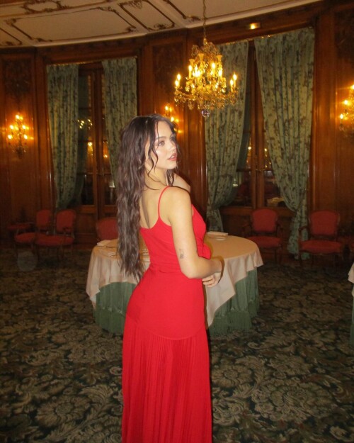 10000449395b1040bd9308fce7