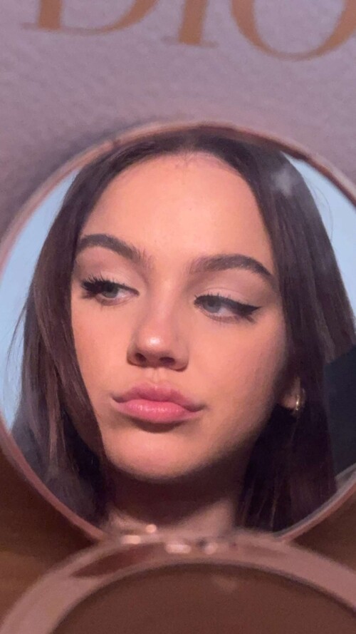 10000450705a8c5878f5f7ca94