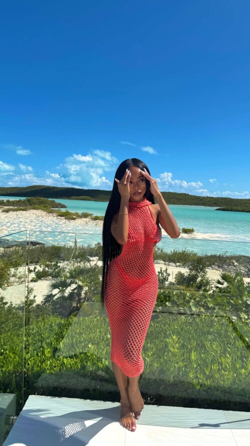 10000455484c899f5a1236ea37