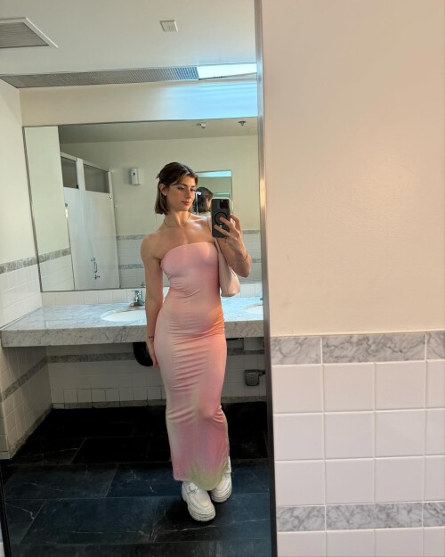 1000045548926b57da6f33bc92