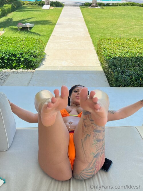 10000456326f1d56896b555f3d