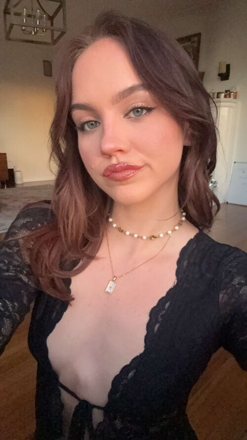 1000045713bace4de9b20cef84