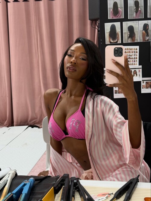 10000460720b6fc0f034b8b2c1