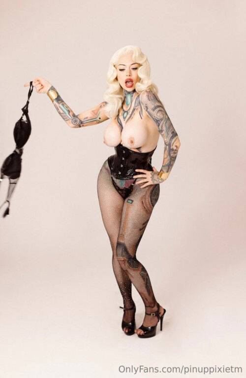 10000473711742d1b7ca3ec82c