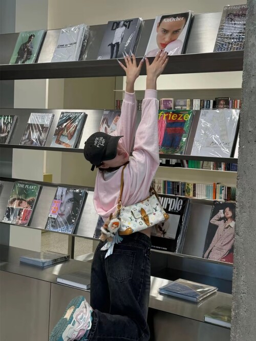 100004772839f09b7830ca671d