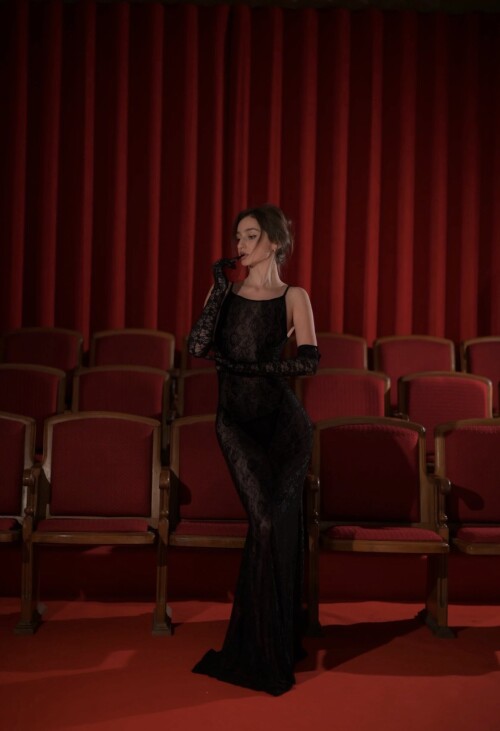 1000047751ee0476819d96a8dc