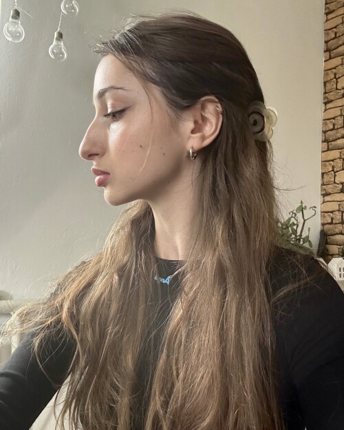 10000479253cba9a1e3856b60f