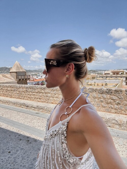 1000048068d78f02140a1e76e2