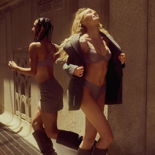 100004819549ed9b9d92d1d879