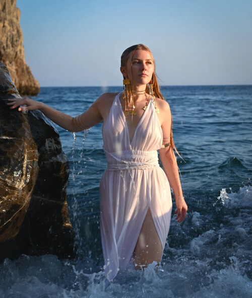 1000048437061b2db72b1afe2c