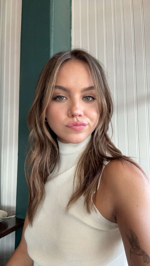 1000049283da18627437036851