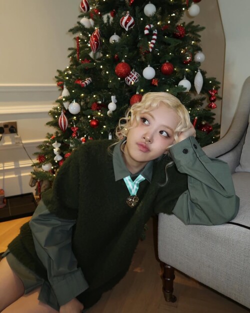 1000049499e2ead2eec9bda3ce