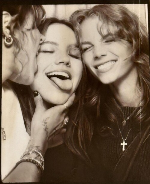 100004950905a34e8c5e079069