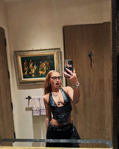 1000049519351dd814bab4ece4