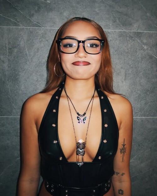 10000495318f62a484bfd5580a