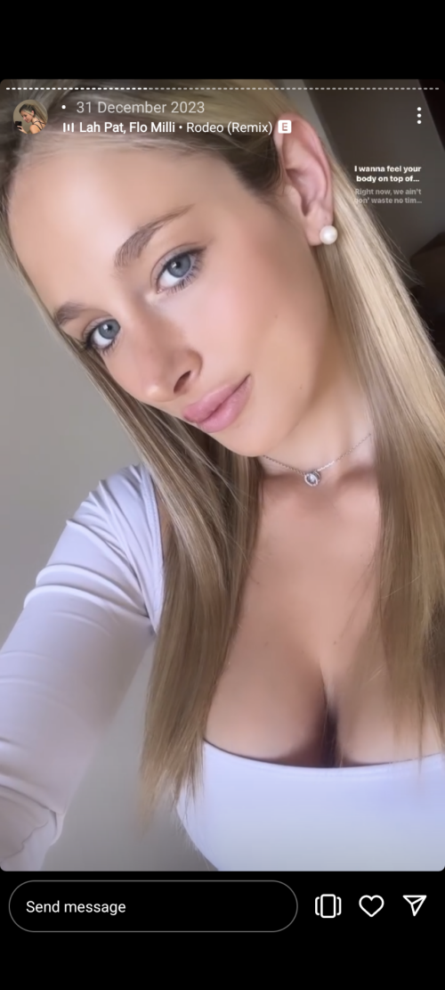 1000049560826bf18218721321