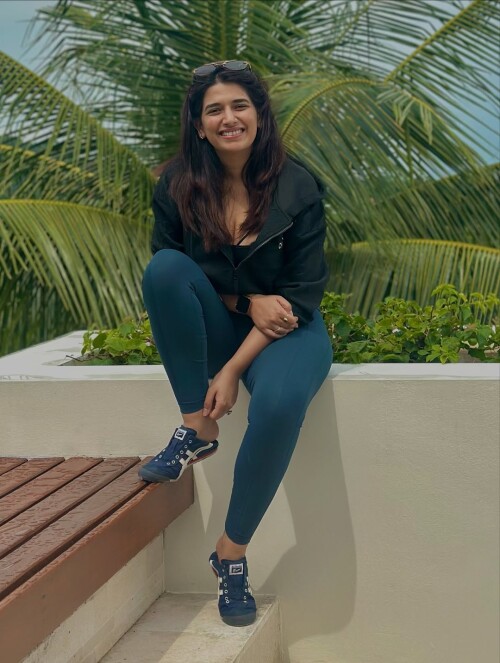 1000049624493b2b8eb7c1ecc9