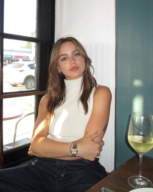 10000496269de2c5a7b443d78d