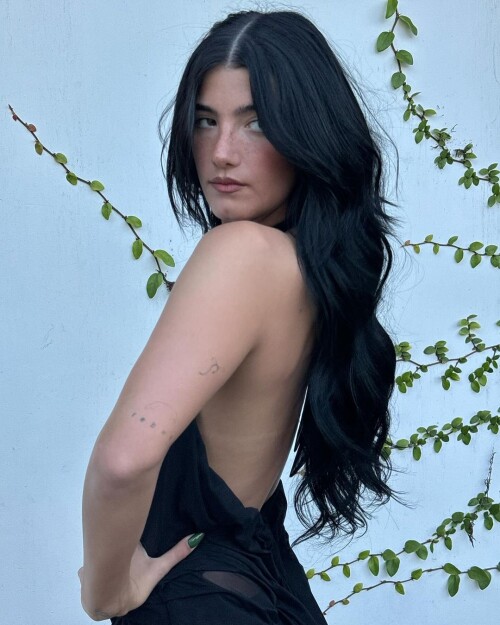 1000049818f6838e64bd14ebbc