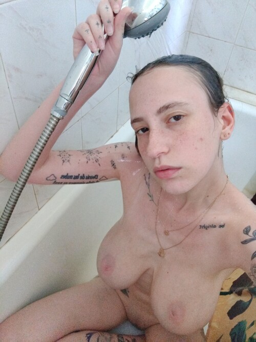 10000498240ccf659a6a2a97ba