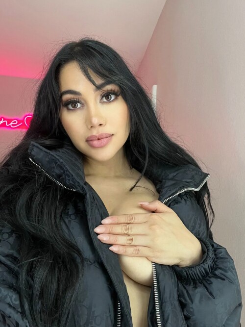 1000049923c7e8d8608a93462d