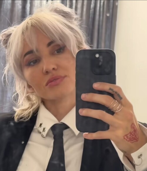 10000502073f91ebf3bd3eb72a