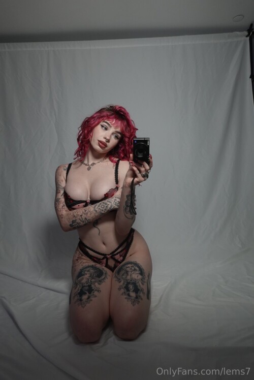 10000505810e587fdc841de5ca