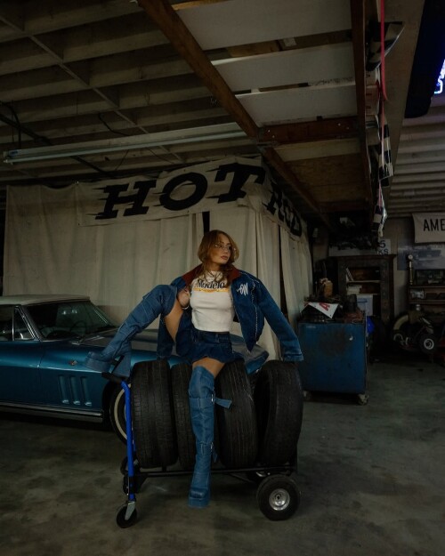 10000509286ab9a91cc2aaee74