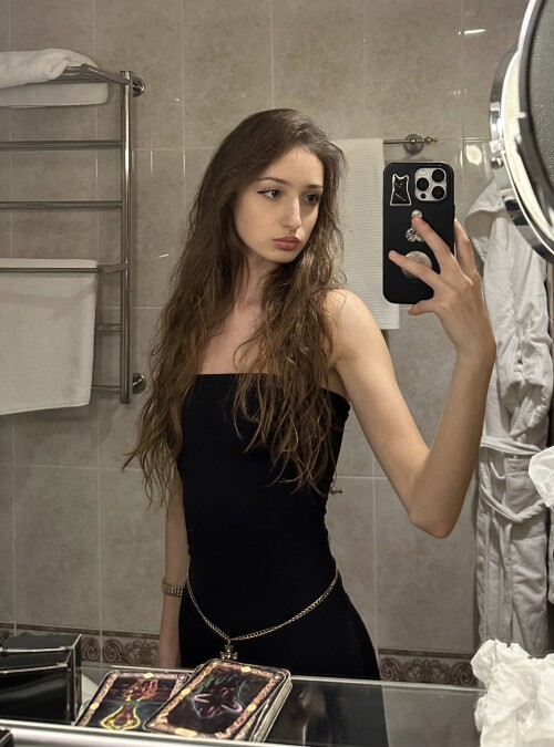 10000512138273881e351a4f53