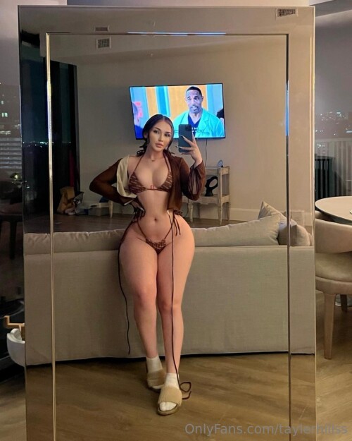 1000052048ee2932679820b295