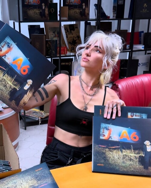 100005214151f1686effa135cd