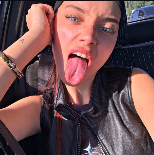 1000052531bff6384733d3c85e