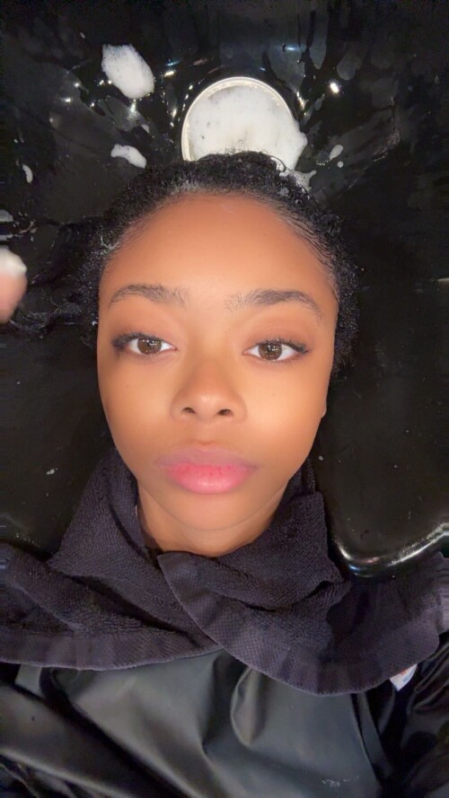 1000052549a1274a015037c6b4