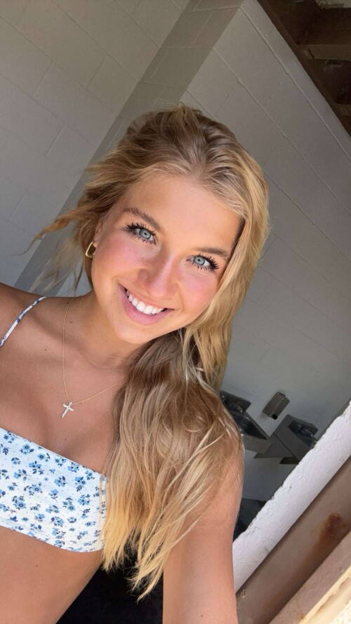 1000052788476d5babbb642045