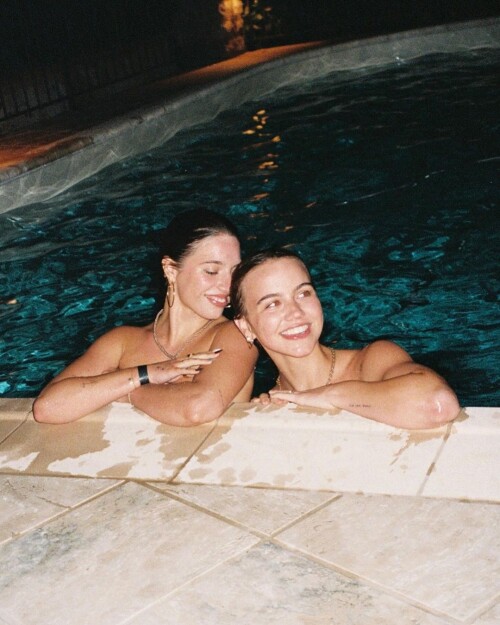 10000529498d7168b516d3ab71