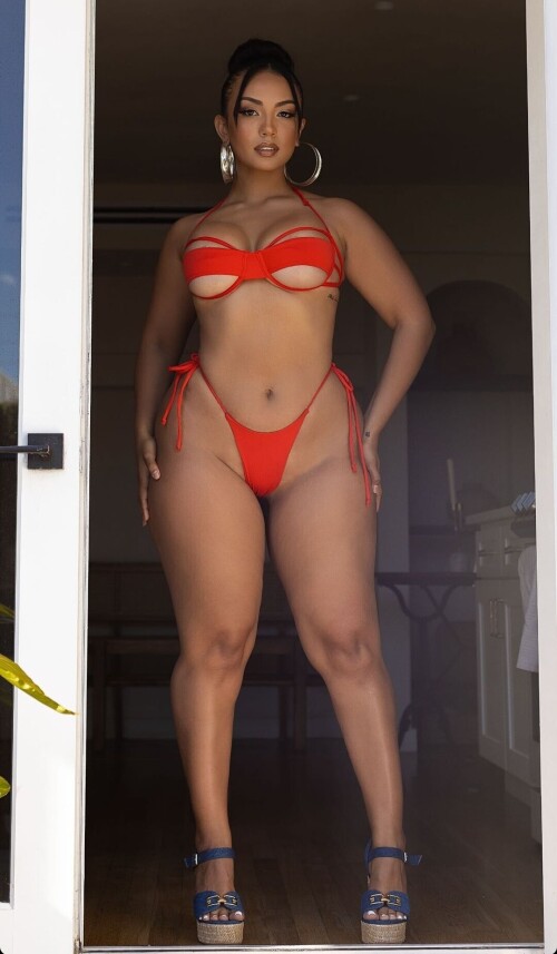 1000053227b5428771a54fdb7a