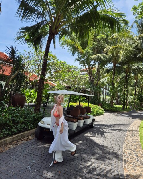 10000535361cd2be798a99ed2c